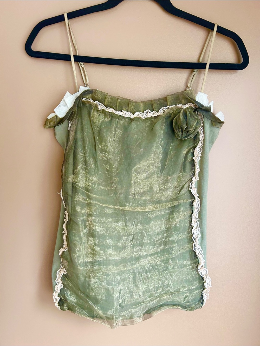 Boutique Lili Bleu Sheer Olive Green Lace-Trim Cami Tank Top Boho Chic, Y2K